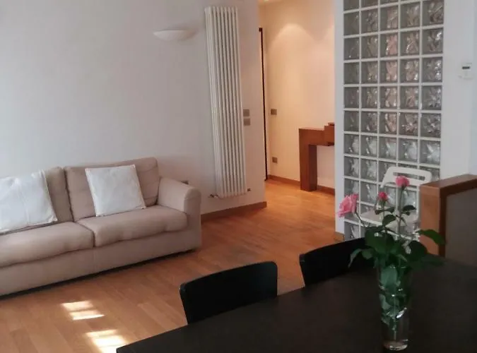 Apartment Giardino Delle Rose *